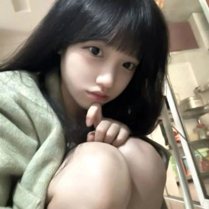 恋爱脑后宫求生指南